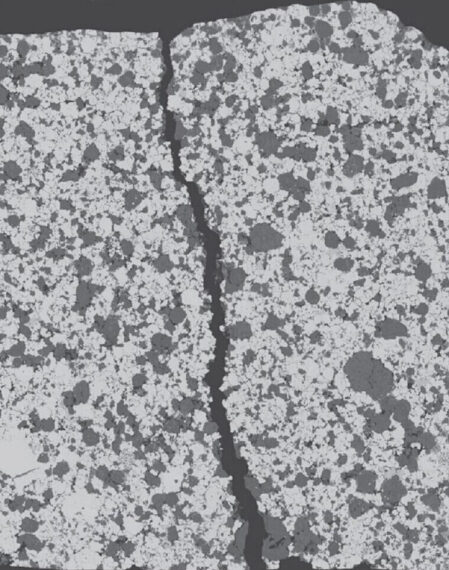 Метеоритная коллекция РАН пополнилась аномальным&hellip;