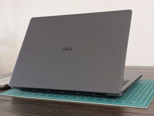 Первый тест ноутбука Dell Pro Max 16 Plus с RTX PRO 5000 Blackwell и памятью CAMM2