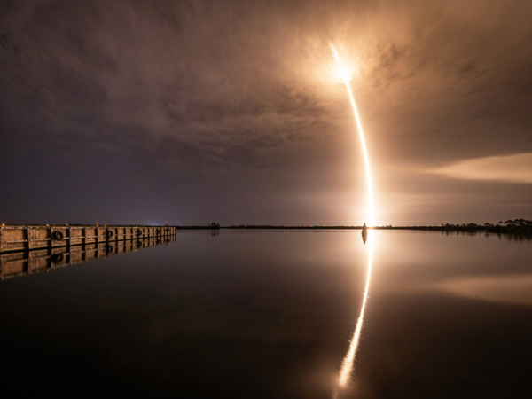 Спутники Илона Маска Starlink названы угрозой жизни на Земле