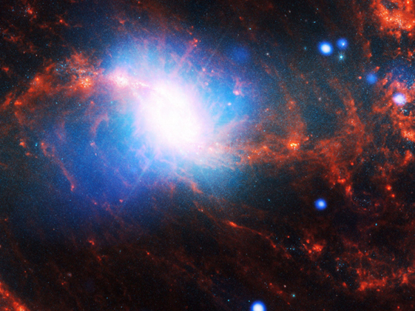 В небе над российским регионом заметили неизвестный летающий объект 2 v-nebe-nad-rossijskim-regionom-zametili-neizvestnyj-letajushhij-obekt-4f45736.jpg