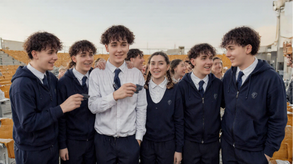 Кино, которого нет: опыт работы над ИИ-клипом 5 094c15e5d1f324b04841df96d23eb090