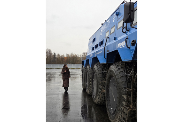Можно пить воду из&nbsp;выхлопной трубы. В&nbsp;России испытали вездеход на&nbsp;водородном топливе