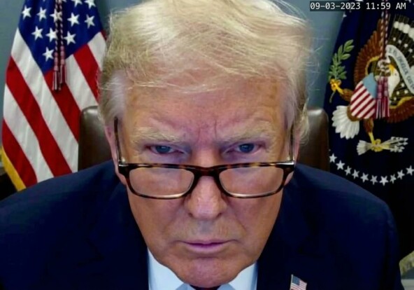 «Это безумие, к чему есть доступ у нескольких инженеров в передовых лабораториях, и какой хаос они могли бы устроить», — написал автор поста с результатами Nano Banana 2. Источник: <a href="https://api.vc.ru/v2.8/redirect?to=https%3A%2F%2Fx.com%2Frpnickson%2Fstatus%2F1987353691167264792%3Fs%3D20&amp;amp%3BpostId=2329598&amp;postId=2329598" rel="nofollow noreferrer noopener" target="_blank">X</a>