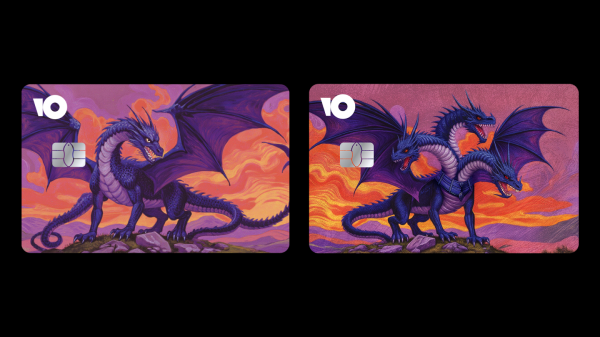 Карта с драконом. Слева — исходник от нейросети, справа — итог после доработок дизайнера.