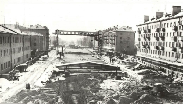 Строительство Ленинской. Источник