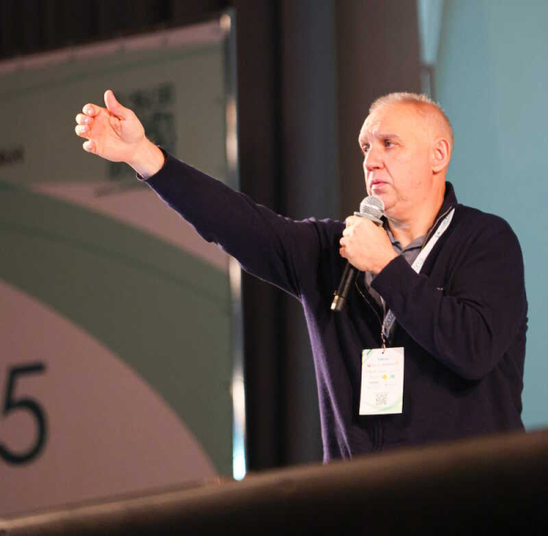 8cd9f926603099338967703b194b5aef