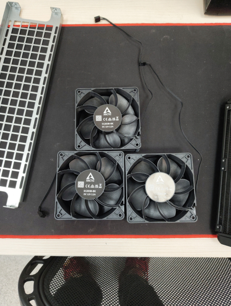 Основные кулеры сервера.