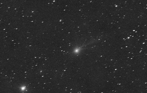 Фото: 3I/ATLAS с комплексным хвостом, раннее утро 8 ноября 2025 года. Фото: 3I/ATLAS с комплексным хвостом, раннее утро 8 ноября 2025 года.