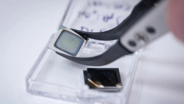 Искусственный нейрон приближает роботов к&hellip;