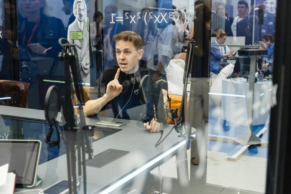 Докладываем, что происходит на Конгрессе молодых ученых, который масштабно стартовал... 1 file_1187.jpg