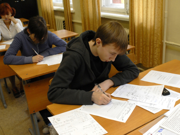 Изобретатель нашел способ усовершенствовать осанку школьников 2 izobretatel-nashel-sposob-usovershenstvovat-osanku-shkolnikov-84f114b.jpg