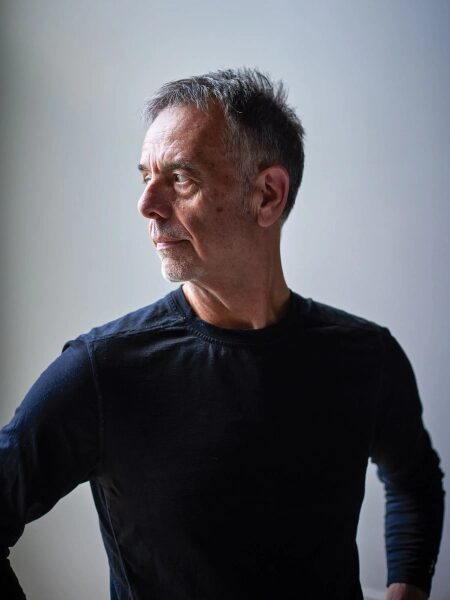 Познакомьтесь с человеком, выслеживающим шпионов в вашем смартфоне. 2 12cd837de8d0f1c74a061b15bd94bf93.jpg