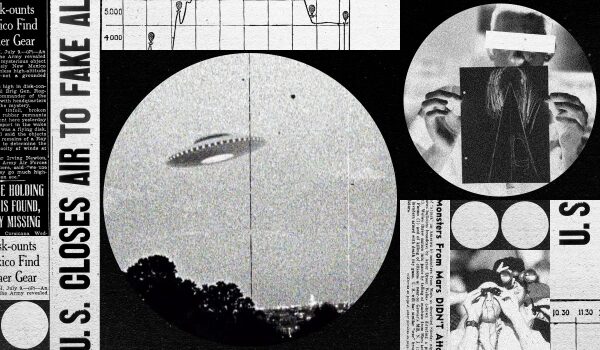 Черно-белое изображение НЛО среди газетных вырезок и графиков. В центре тарелка в небе.