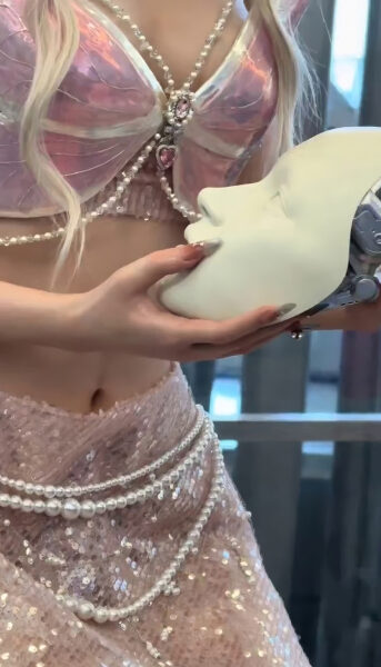 648f44c863ec9ceda62e8572a1570e94