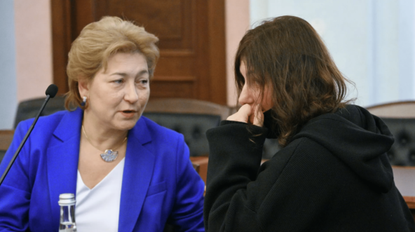 Почему Верховный суд оставил квартиру Полине Лурье? Разбираем заседание 2 Адвокат Свириденко и Полина Лурье. © РИА Новости / Кирилл Зыков