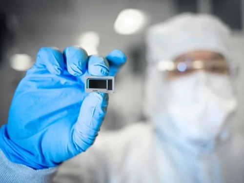 Партнёры Intel положительно отзываются о техпроцессе 14A