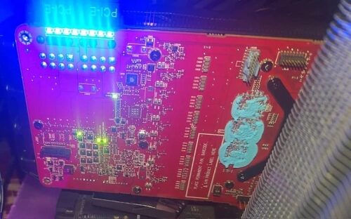 Рассматриваем инженерный образец видеокарты AMD Radeon RX 7700 XT Рассматриваем инженерный образец видеокарты AMD Radeon RX 7700 XT