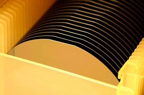 Спрос на искусственный интеллект поднял выручку TSMC до $33 млрд в третьем квартале Спрос на искусственный интеллект поднял выручку TSMC до $33 млрд в третьем квартале