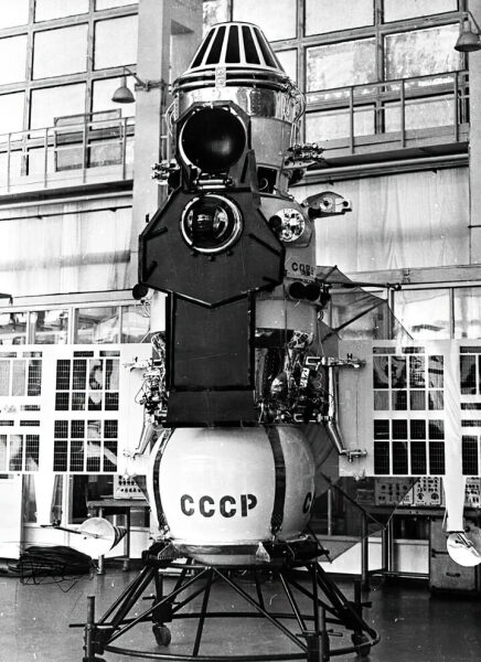 Вторая от Солнца планета ждёт нас: на поверхности Венеры - 13 советских межпланетных станций