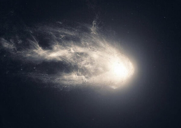 Комета в космосе с ярким хвостом, летящая в темноте вселенной.