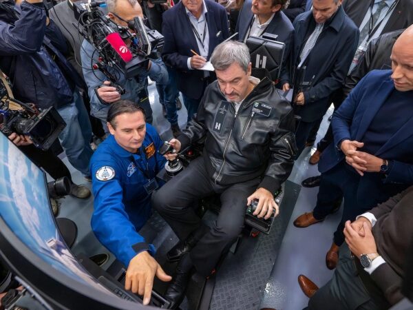 97e0fd081403e0fa3b2223dbd514db22