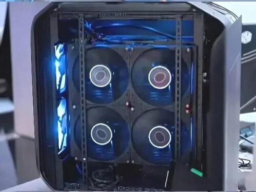 Cooler Master представила готовую СЖО с квадратным радиатором и 4 вентиляторами