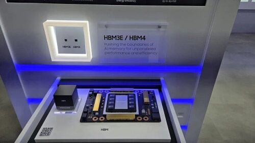 Стенд с модулем памяти HBM3E и HBM4, высокопроизводительные технологии.