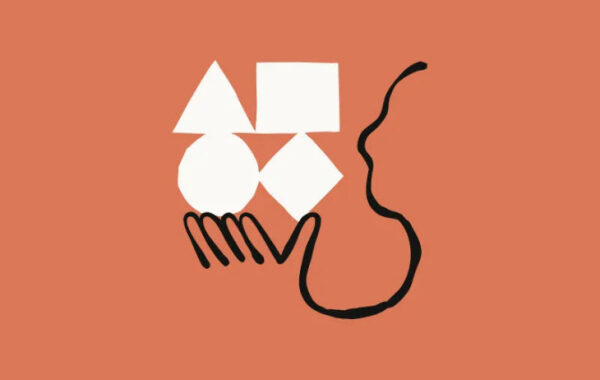 Абстракция с фигурой, держащей геометрические формы на оранжевом фоне.