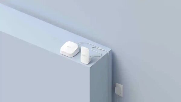 Новое приложение eero Signal от Amazon обеспечивает подключение к интернету даже при перебоях в его работе. 3 Умное устройство для отопления с датчиками температуры на голубом радиаторе в интерьере.