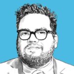 Рисованный портрет мужчины в пиджаке на голубом фоне.