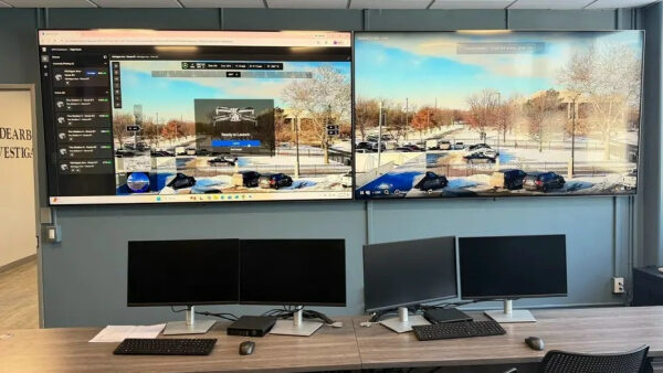 Полиция Дирборна начала расставлять по городу роботизированные ульи Skydio, которые выстреливают дронами-разведчиками по сигналу тревоги 3 961410569ddbbfd98e50fb442f79fee8