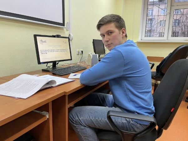 bcee7507e2a9237262a252cf9133dd03