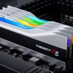 RGB-модули оперативной памяти Trident Z5 в материнской плате для геймеров и энтузиастов.
