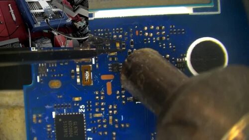 Энтузиаст увеличил объём памяти у портативной консоли ASUS ROG Xbox Ally X до 64 Гбайт Энтузиаст увеличил объём памяти у портативной консоли ASUS ROG Xbox Ally X до 64 Гбайт