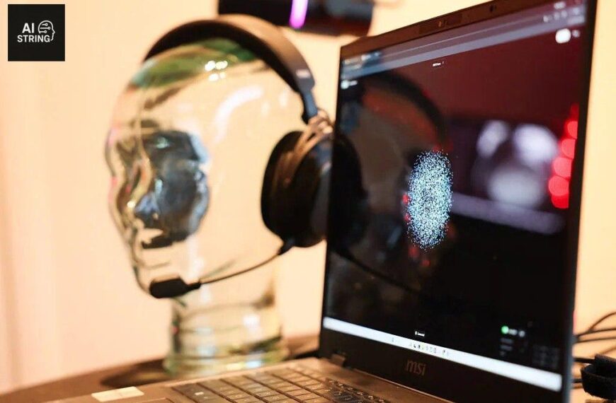 Наушники на стеклянной голове рядом с ноутбуком MSI на рабочем столе.