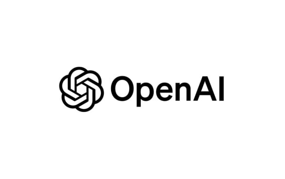 Логотип OpenAI на белом фоне, символизирующий технологии и искусственный интеллект.