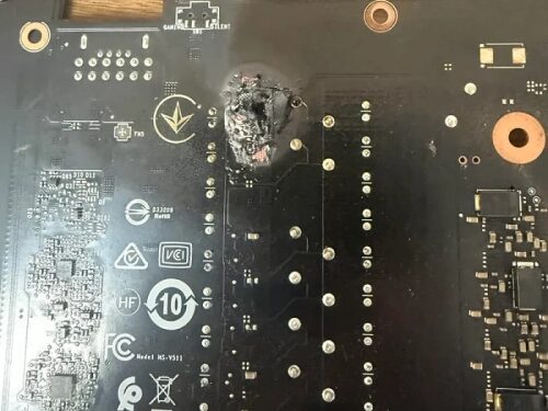 GeForce RTX 4080 SUPER моментально сгорела после первого включения GeForce RTX 4080 SUPER моментально сгорела после первого включения