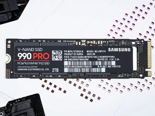Samsung 990 Pro V-NAND SSD 2TB для высокой скорости передачи данных.