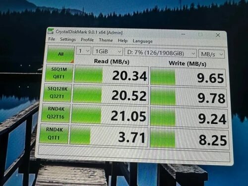 Поддельный накопитель Samsung 990 PRO работает со скоростью 20 Мбайт/с Поддельный накопитель Samsung 990 PRO работает со скоростью 20 Мбайт/с