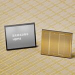 Полупроводники Samsung HBM4 на золотистой подложке, вид спереди и сзади.