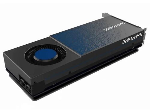 Видеокарта Sapphire с черно-синим корпусом, вид сбоку.