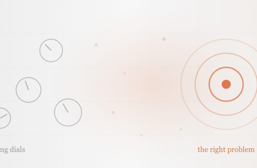 Круги и стрелки, символизирующие настройку и правильную проблему, на светлом фоне.