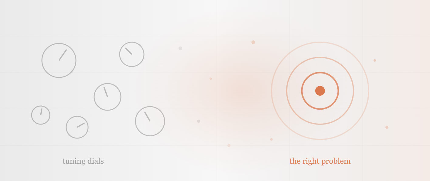 Круги и стрелки, символизирующие настройку и правильную проблему, на светлом фоне.