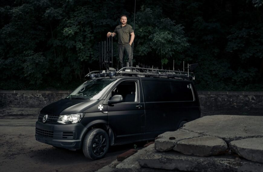 Загрузка: сделка OpenAI с США по военным вопросам и иск Grok по поводу сексуального насилия над детьми