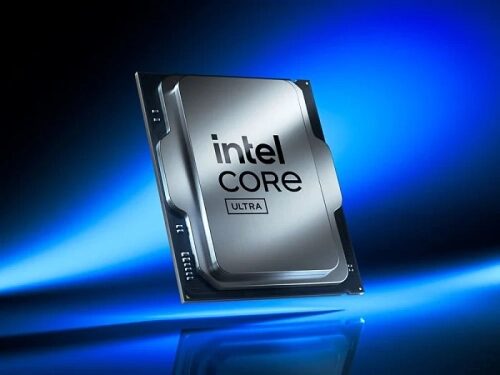 Процессор Intel Core Ultra на фоне синего света.