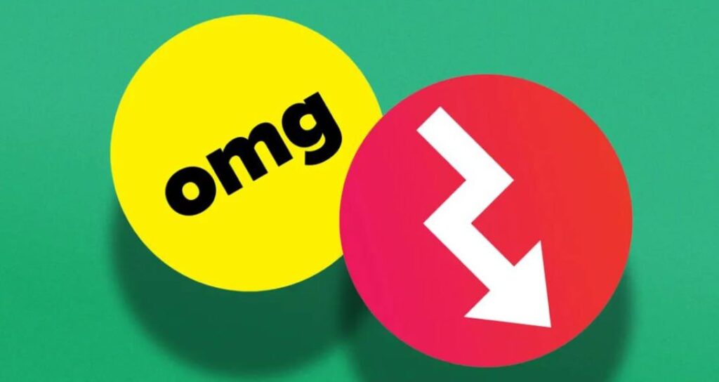 Два разноцветных круга с надписью "omg" и стрелкой на зеленом фоне.