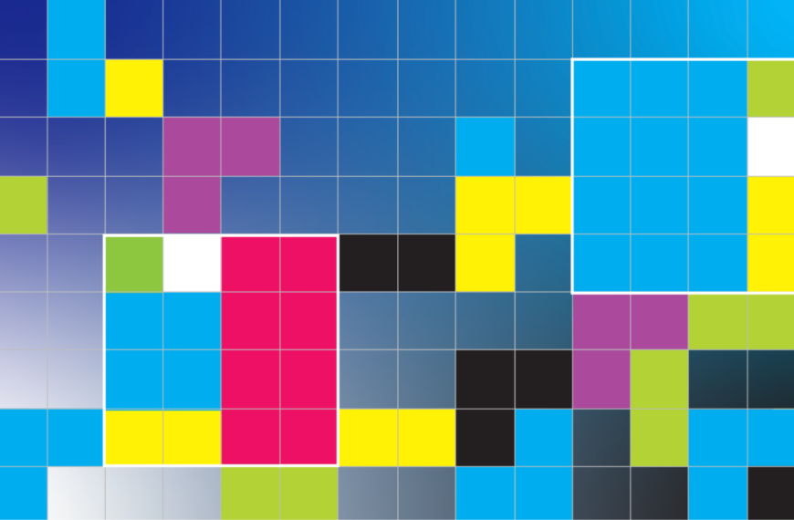 Абстрактный узор из цветных квадратов: синий, желтый, розовый, зеленый. Градиентный фон.