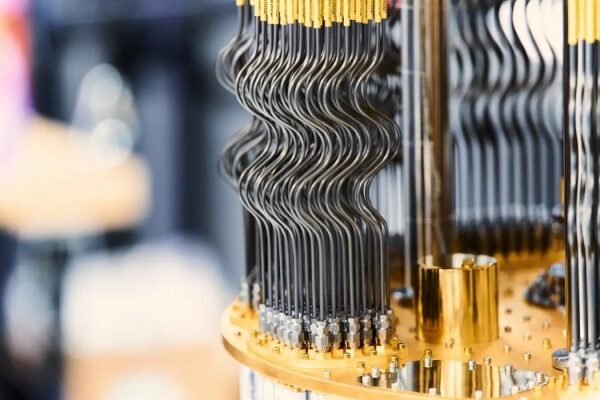 Квантовый компьютер: проводка и детали вблизи. Технологии будущего.