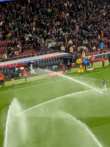 У Pixel 10a нет выступа камеры, и это здорово. 18 650d055aada926691e0c5f562392fbc4