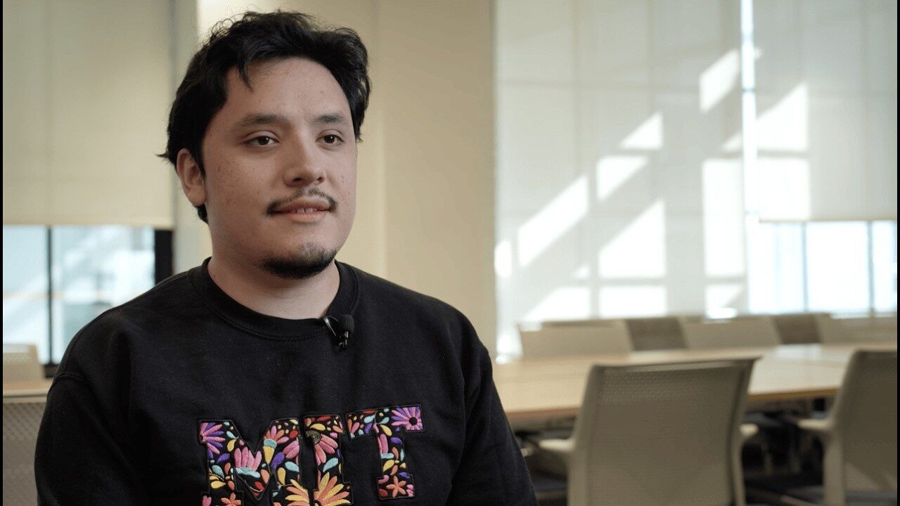 миниатюра видео